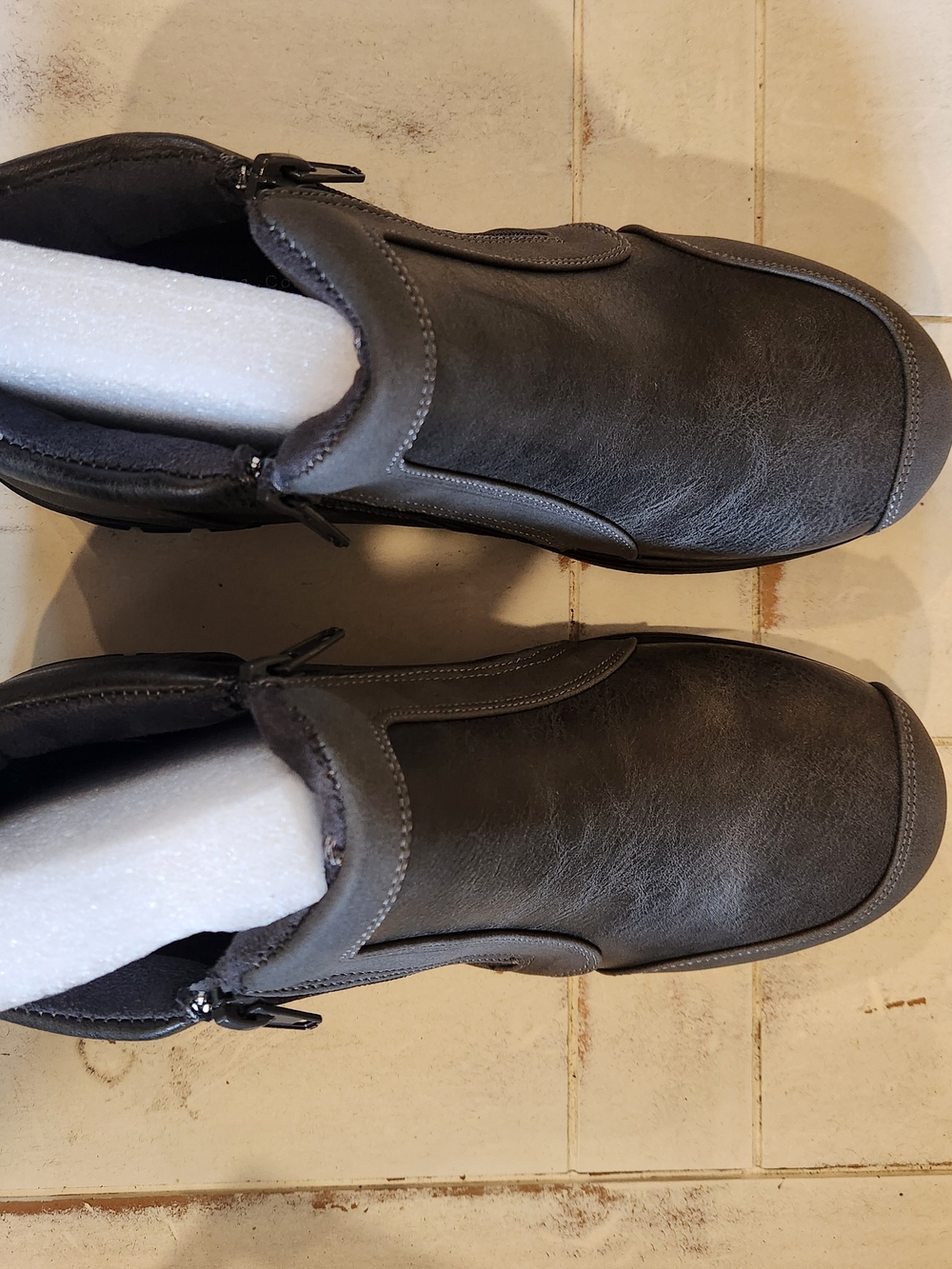 Easy street Women's Gray Slip-On Zip Leather Boots